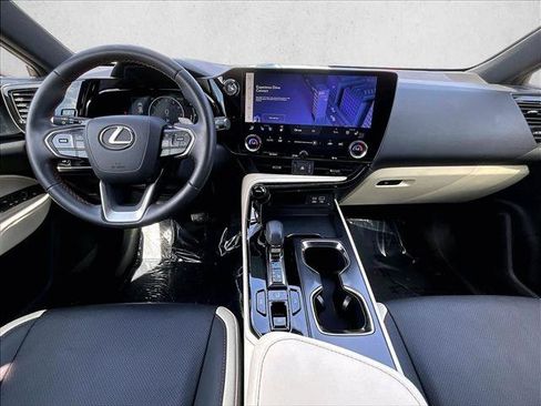 Used 2024 Lexus NX 250 FWD w/ Cold Area Package image 16