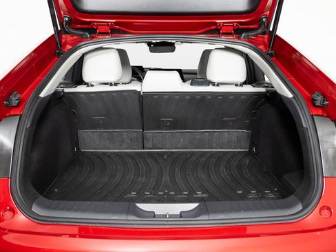 Used 2025 Toyota Prius XLE image 21