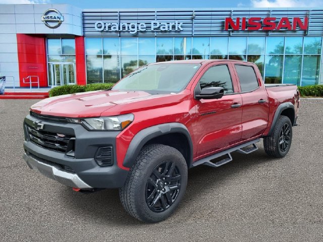 Used 2024 Chevrolet Colorado Trail Boss w/ Technology Package AWD/4WD image 4