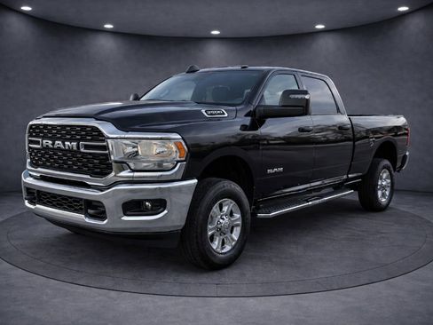 Used 2024 RAM 2500 Big Horn w/ Bed Utility Group image 1