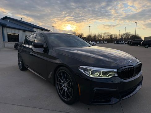 Used 2018 BMW M550i xDrive M550i xDrive Sedan 4D w/ Driving Assistance Package image 24