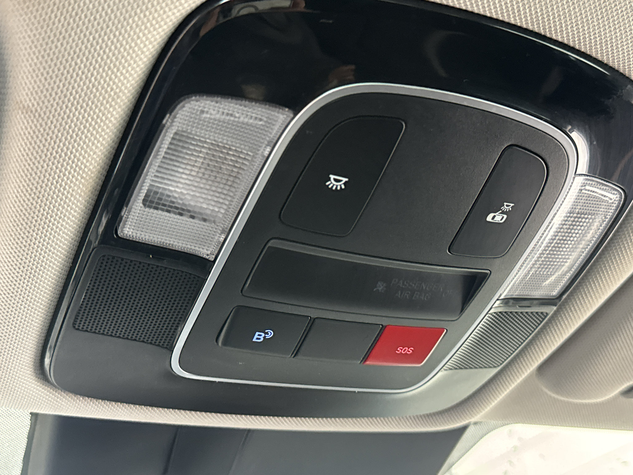 Used 2025 Hyundai Sonata SEL FWD image 32