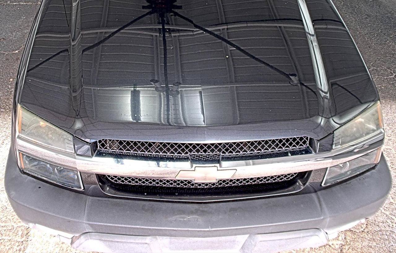 Used 2003 Chevrolet Avalanche 4x4 image 6