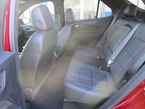 Used 2023 Chevrolet Equinox RS image 20