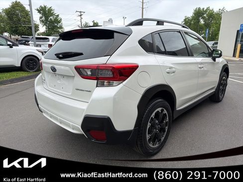 Used 2023 Subaru Crosstrek 2.0i Premium AWD/4WD image 8