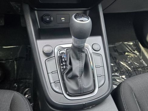 Certified 2023 Hyundai Kona SEL FWD image 17