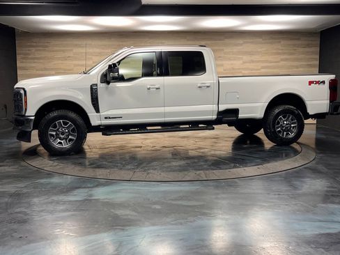 Used 2024 Ford F350 Lariat AWD/4WD image 5