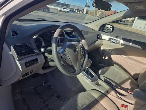 Used 2014 Nissan Sentra FE+ SV image 11
