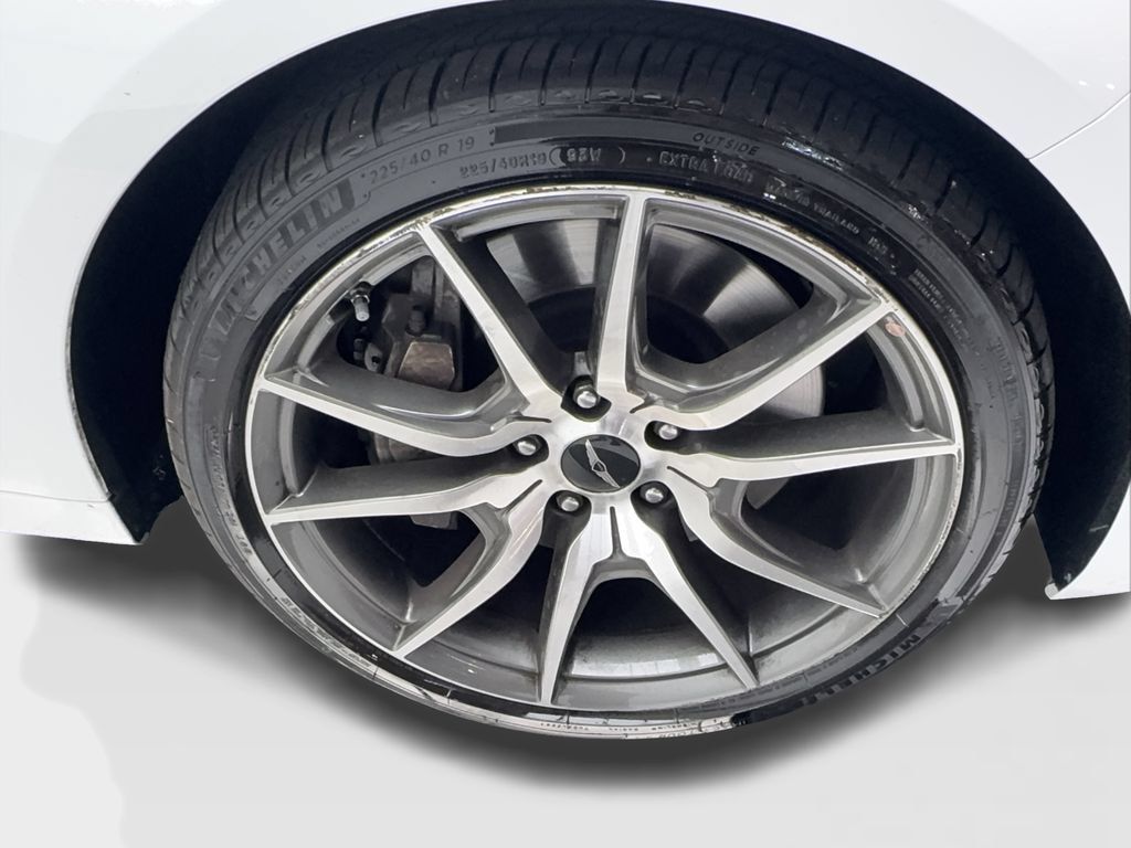 Used 2026 Genesis G70 2.5T RWD image 13