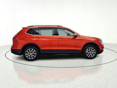 Used 2019 Volkswagen Tiguan SE FWD image 8