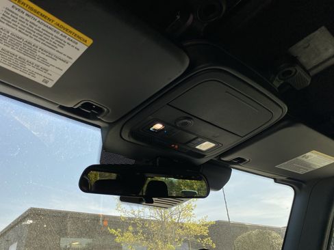 Used 2025 Ford Bronco 2-Door image 19