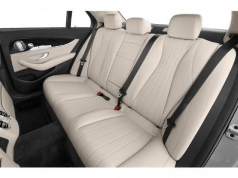 Used 2021 Mercedes-Benz E 350 Sedan image 13