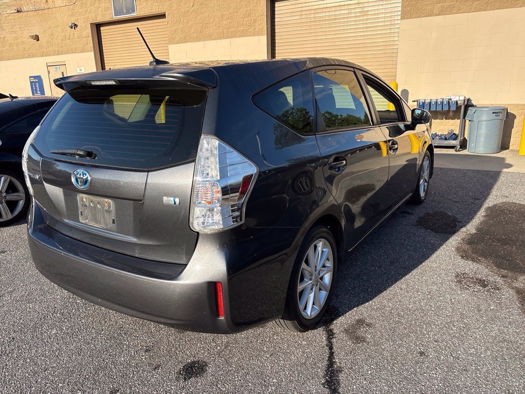 Used 2013 Toyota Prius V Five FWD image 3