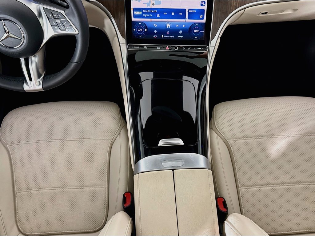 Certified 2026 Mercedes-Benz GLC 300 image 17