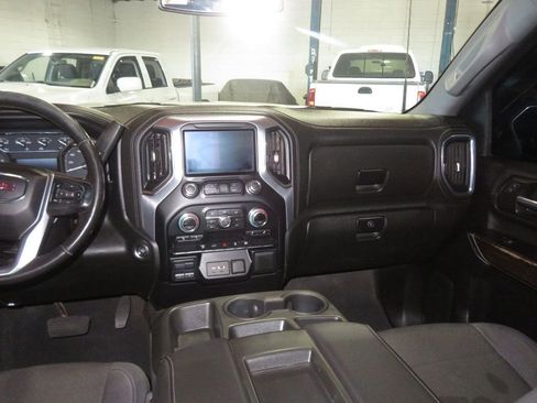 Used 2021 GMC Sierra 3500 SLE w/ SLE Value Package image 39