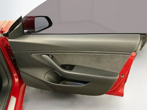 Used 2018 Tesla Model 3 Long Range image 32