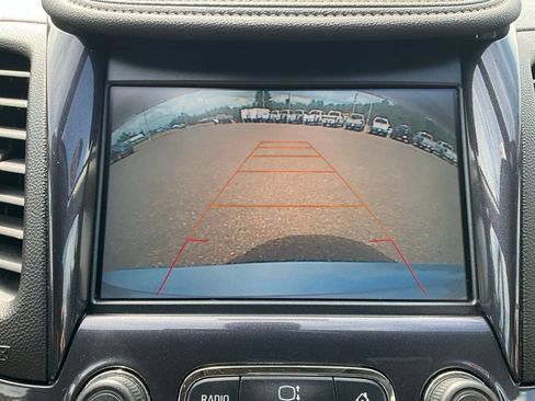 Used 2016 Chevrolet Impala LT w/ Convenience Package FWD image 14