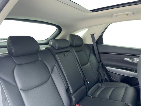 Used 2024 Genesis GV70 2.5T w/ Select Package image 48