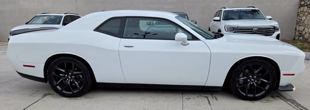 Used 2021 Dodge Challenger GT w/ Blacktop Package RWD image 5