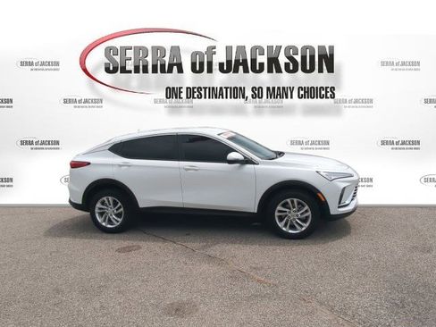 Used 2024 Buick Envista Preferred FWD image 10