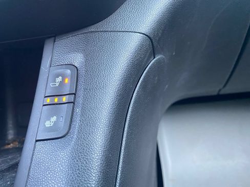 Used 2018 GMC Acadia SLE w/ Driver Alert Package I AWD/4WD image 31