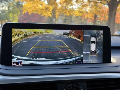 Used 2022 Lexus RX 450h AWD w/ Premium Package image 11