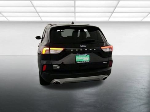 Used 2022 Ford Escape SEL image 7
