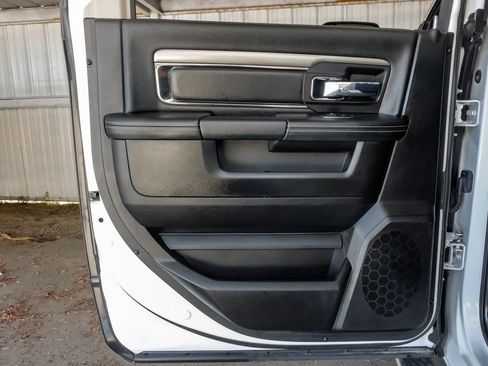 Used 2018 RAM 2500 Laramie w/ Sport Appearance Group AWD/4WD image 45