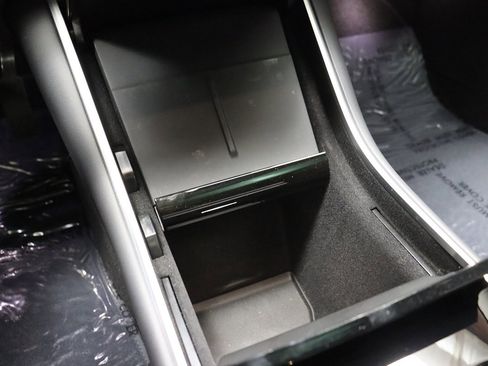 Used 2020 Tesla Model 3 Long Range image 35