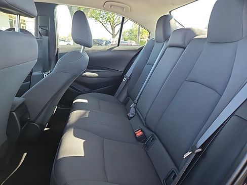 Used 2022 Toyota Corolla LE image 37