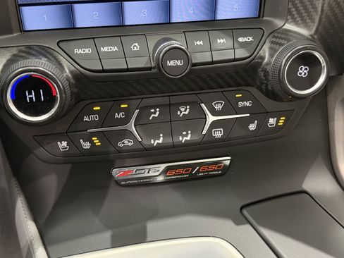 Used 2019 Chevrolet Corvette Z06 image 34