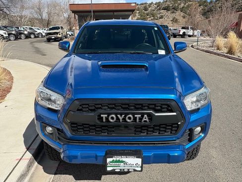 Used 2018 Toyota Tacoma TRD Sport w/ TRD Premium Sport Package image 14