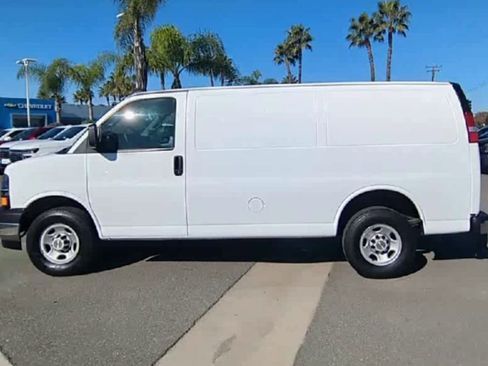 Used 2024 Chevrolet Express 2500 w/ Driver Convenience Package image 5