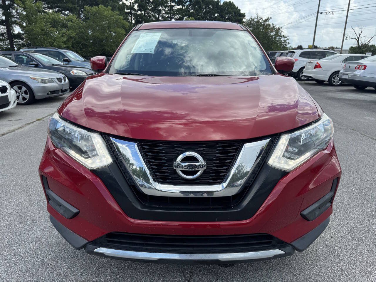 Used 2017 Nissan Rogue S AWD/4WD image 4