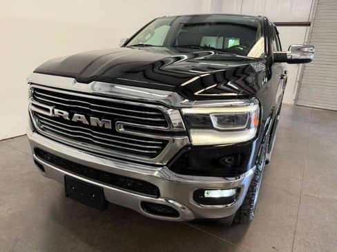 Used 2019 RAM 1500 Laramie AWD/4WD image 6