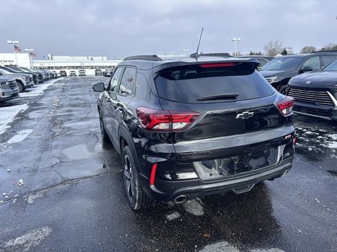 Used 2023 Chevrolet TrailBlazer RS w/ Convenience Package image 3