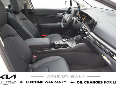 New 2026 Kia Sportage EX image 16