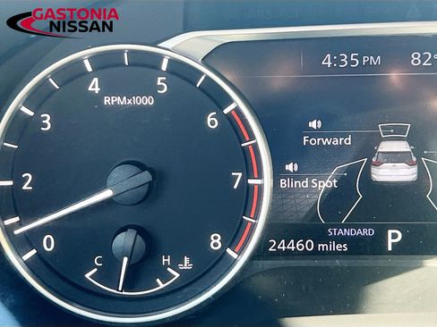 Used 2025 Nissan Rogue SV image 15