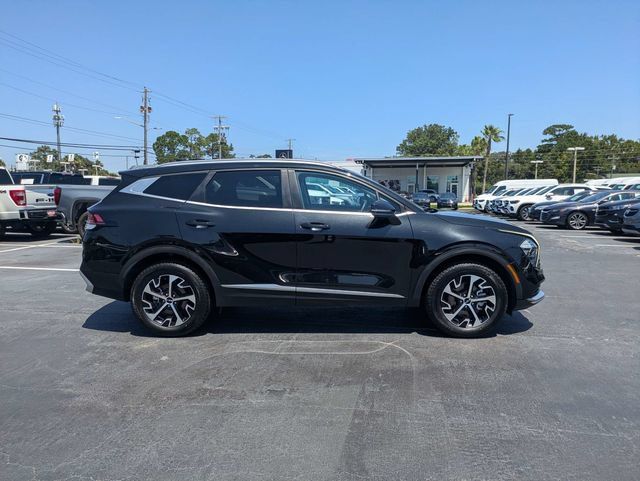 Used 2023 Kia Sportage EX AWD/4WD image 4