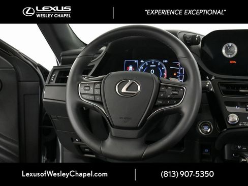 Used 2022 Lexus ES 350 350 w/ Premium Package image 27