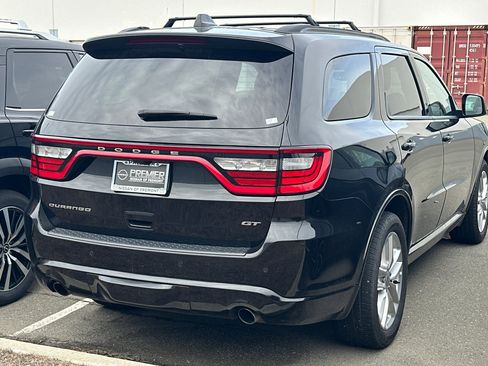Used 2024 Dodge Durango GT image 3