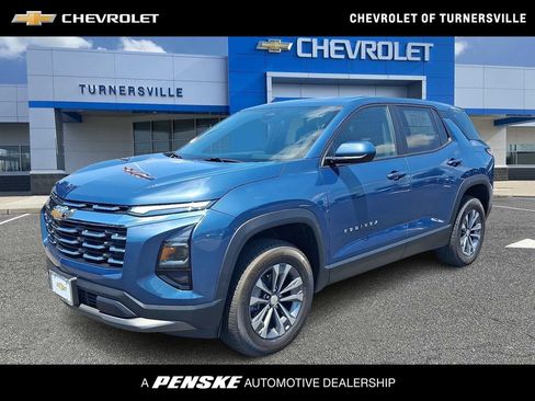 New 2026 Chevrolet Equinox LT AWD/4WD image 1