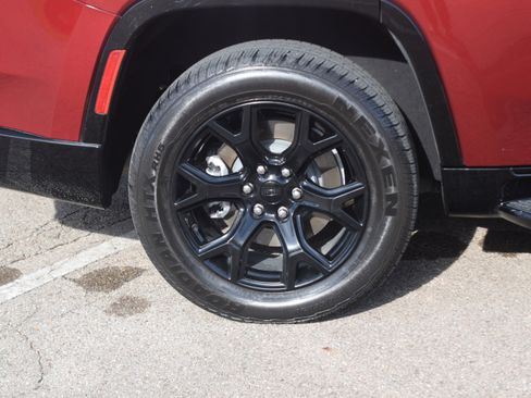 Used 2023 Jeep Wagoneer Series II image 31