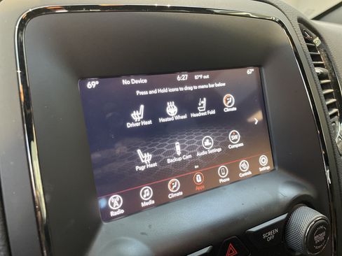 Used 2018 Dodge Durango GT w/ Blacktop Package AWD/4WD image 25