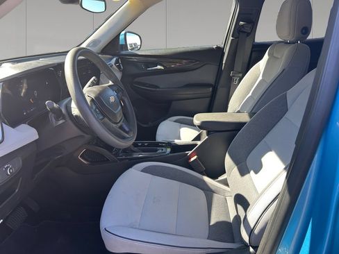 Used 2025 Chevrolet TrailBlazer LT AWD/4WD image 10