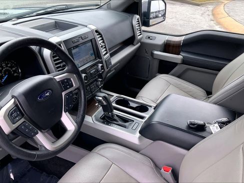 Used 2016 Ford F150 Lariat w/ Equipment Group 502A Luxury image 16
