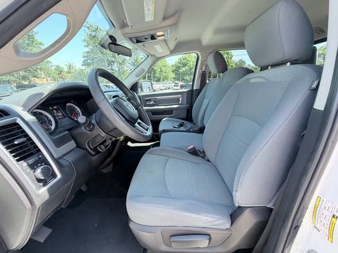 Used 2019 RAM 1500 Classic SLT AWD/4WD image 22