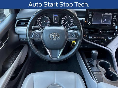 Used 2022 Toyota Camry SE FWD image 18