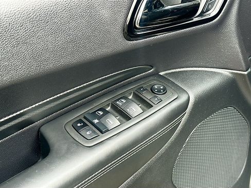 Used 2021 Dodge Durango SRT Hellcat w/ Technology Group image 19