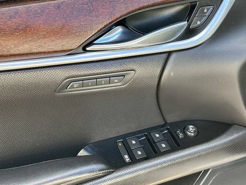 Used 2019 Cadillac XTS Luxury FWD image 15
